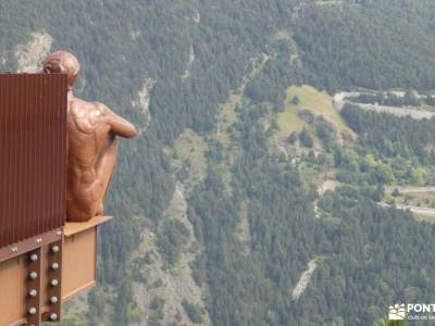 Andorra-País de los Pirineos; parque natural hoces del duraton hotel la najarra federacion española 